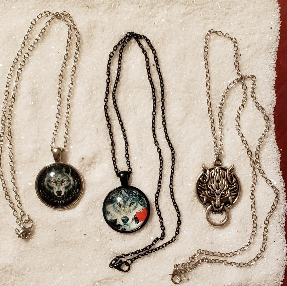 Set of 3 Wolf Necklaces, Rose, Face, Dire?